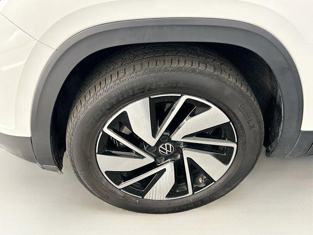 used 2025 Volkswagen Atlas car, priced at $29,496