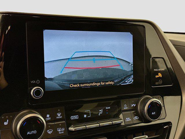 used 2023 Toyota Highlander car, priced at $34,547