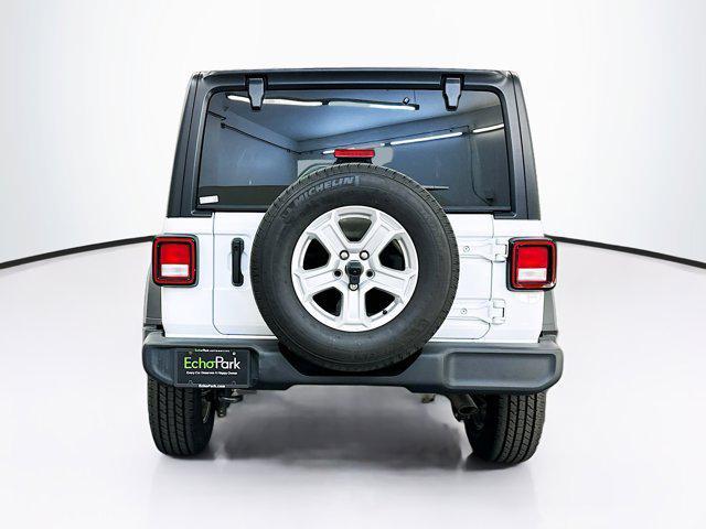 used 2022 Jeep Wrangler Unlimited car, priced at $27,987
