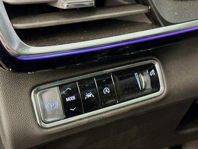 used 2025 Buick Envision car, priced at $27,997