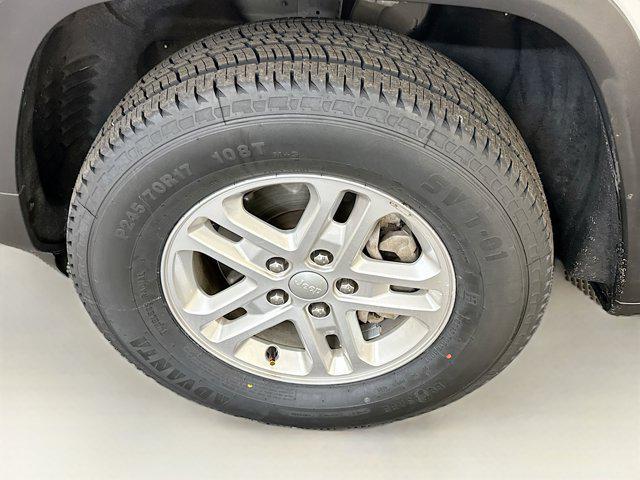 used 2023 Jeep Grand Cherokee car, priced at $25,987