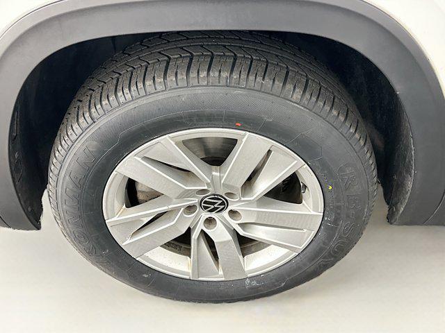 used 2021 Volkswagen Atlas car, priced at $17,996