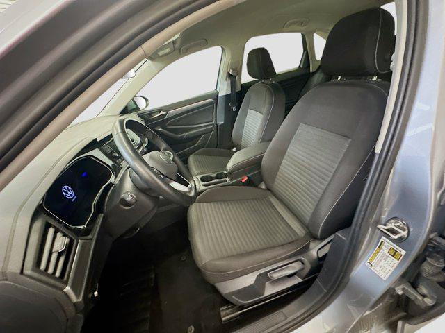 used 2024 Volkswagen Jetta car, priced at $16,997