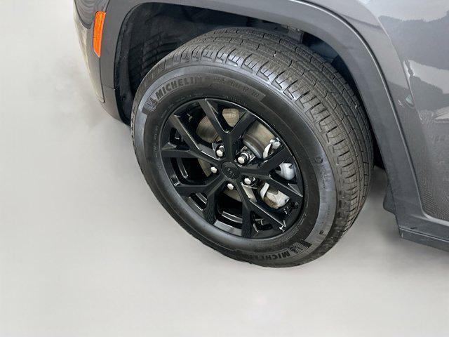 used 2024 Jeep Grand Cherokee L car, priced at $27,877