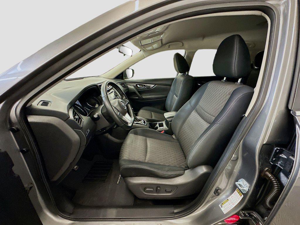 used 2017 Nissan Rogue car, priced at $10,996