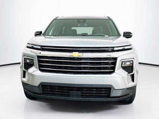 used 2025 Chevrolet Traverse car, priced at $35,487