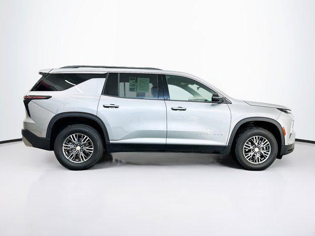 used 2025 Chevrolet Traverse car, priced at $35,487