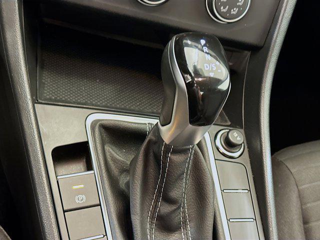 used 2024 Volkswagen Jetta car, priced at $16,547