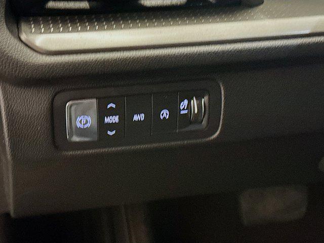 used 2025 Chevrolet Traverse car, priced at $34,997