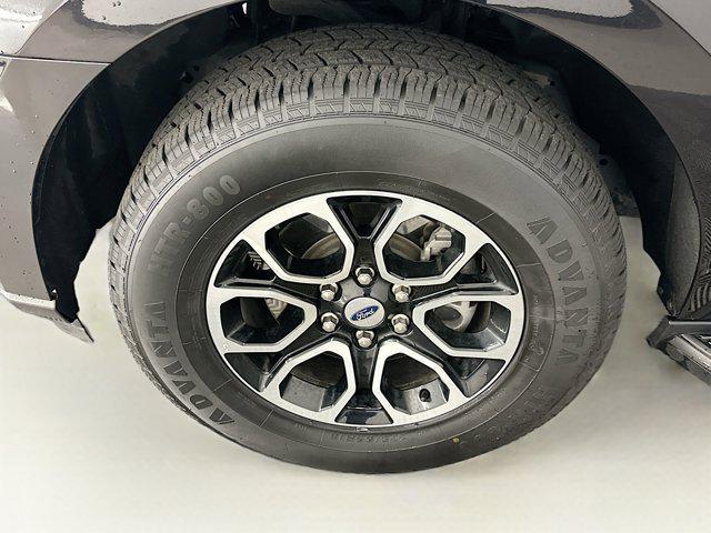 used 2024 Ford Expedition car, priced at $38,496