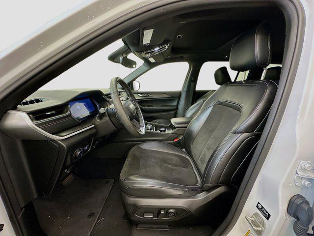 used 2023 Jeep Grand Cherokee car, priced at $29,487