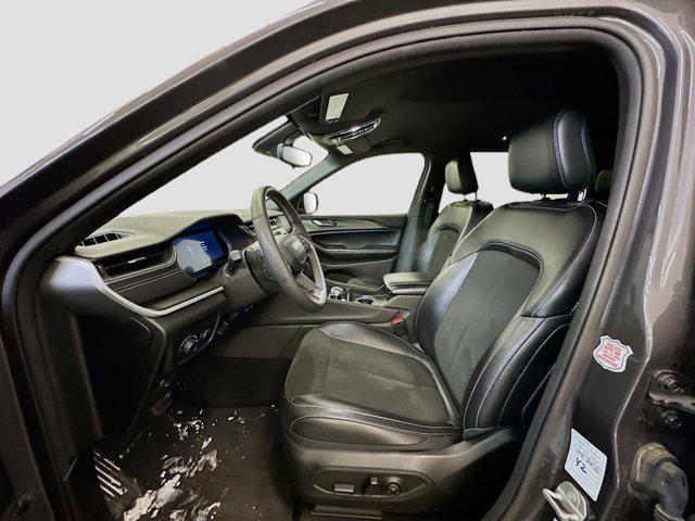 used 2024 Jeep Grand Cherokee L car, priced at $27,777