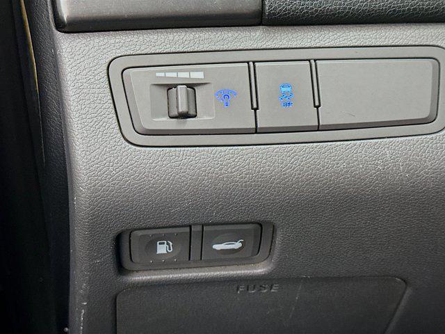 used 2015 Hyundai Sonata Hybrid car, priced at $8,987