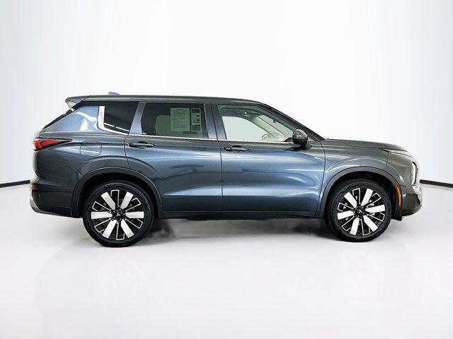 used 2025 Mitsubishi Outlander car, priced at $25,997