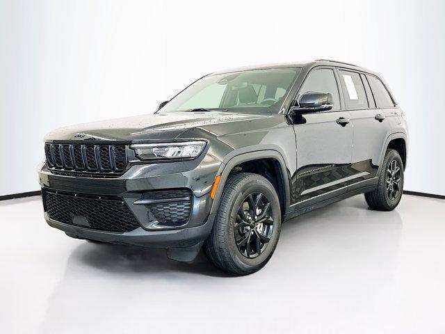 used 2024 Jeep Grand Cherokee car, priced at $29,487