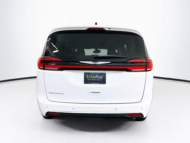 used 2024 Chrysler Pacifica car, priced at $26,996