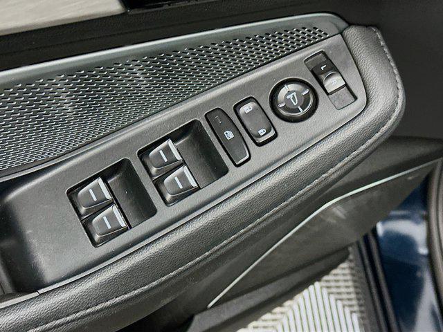used 2025 Acura MDX car, priced at $44,397