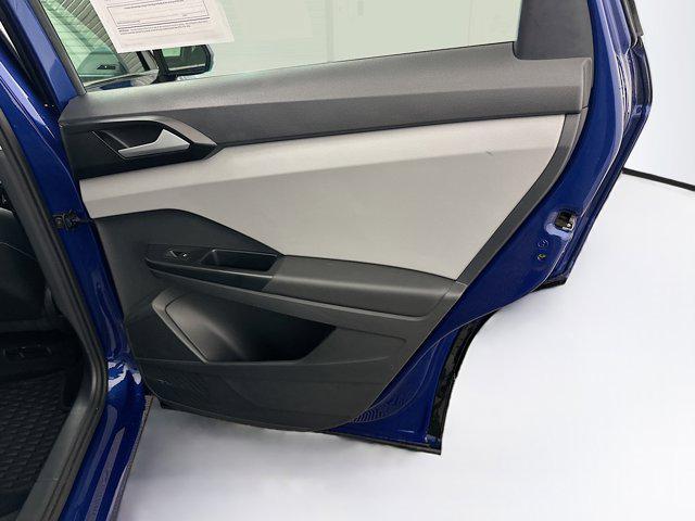 2022 Dusk Blue Metallic Volkswagen Taos
