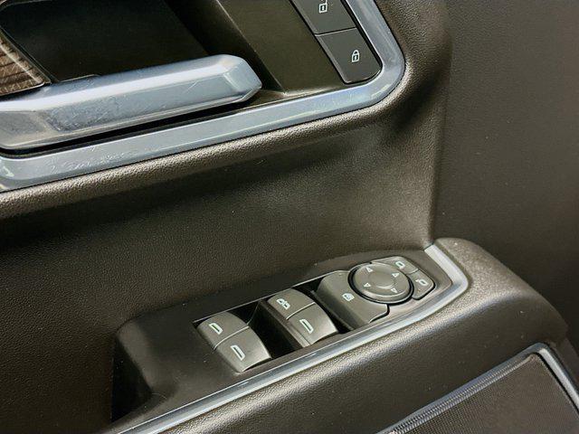 used 2022 Chevrolet Silverado 1500 car, priced at $32,996