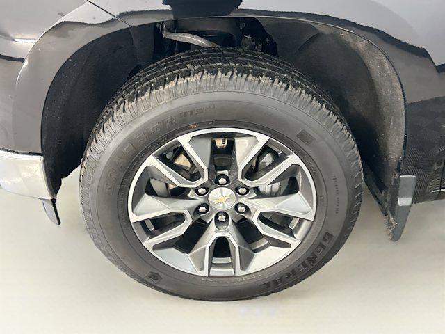 used 2022 Chevrolet Silverado 1500 car, priced at $32,996