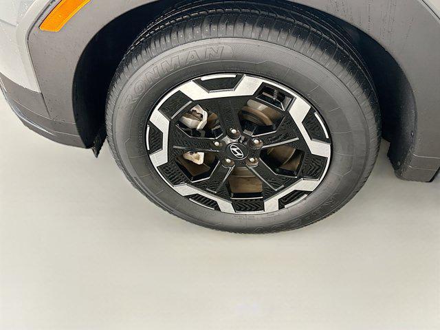 used 2025 Hyundai Santa Fe car, priced at $28,987