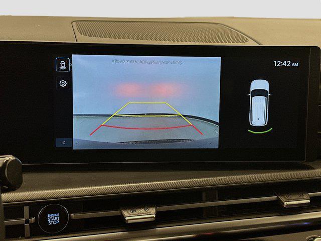 used 2025 Hyundai Santa Fe car, priced at $28,987