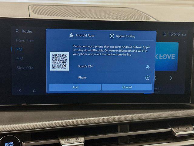 used 2025 Hyundai Santa Fe car, priced at $28,987