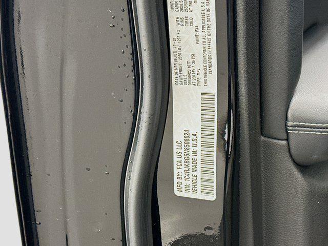 used 2022 Jeep Grand Cherokee L car, priced at $27,797