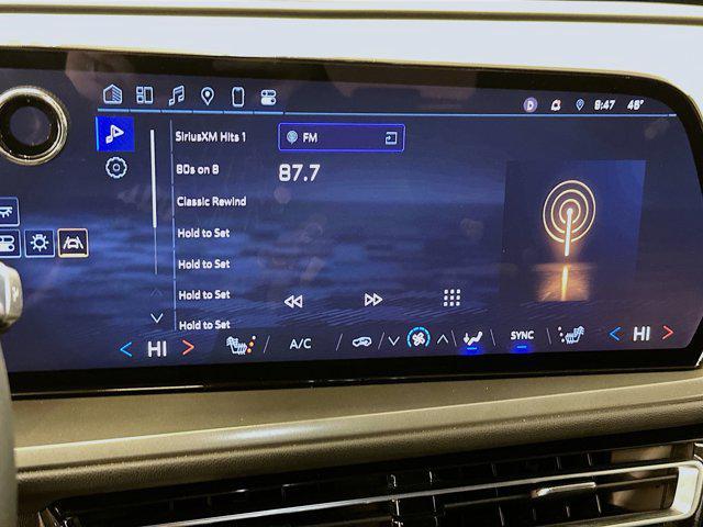 used 2024 Chevrolet Traverse car, priced at $32,547