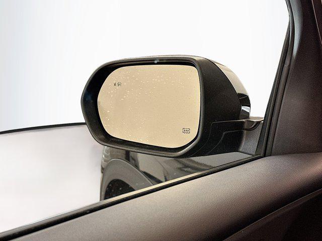 used 2024 Chevrolet Traverse car, priced at $32,547