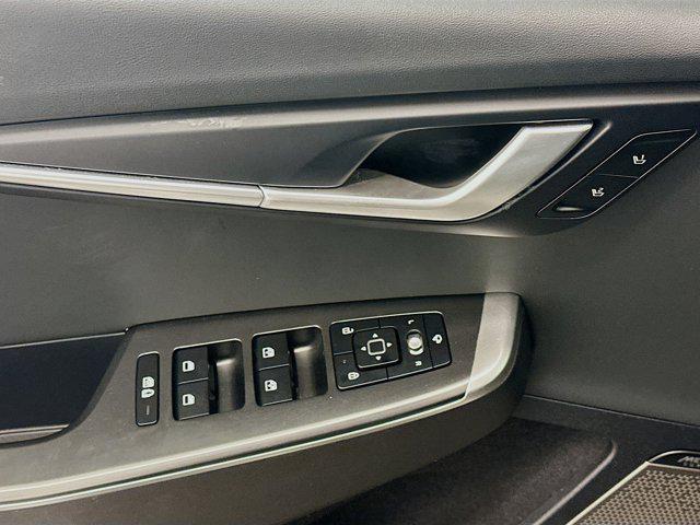 used 2023 Kia EV6 car, priced at $23,547