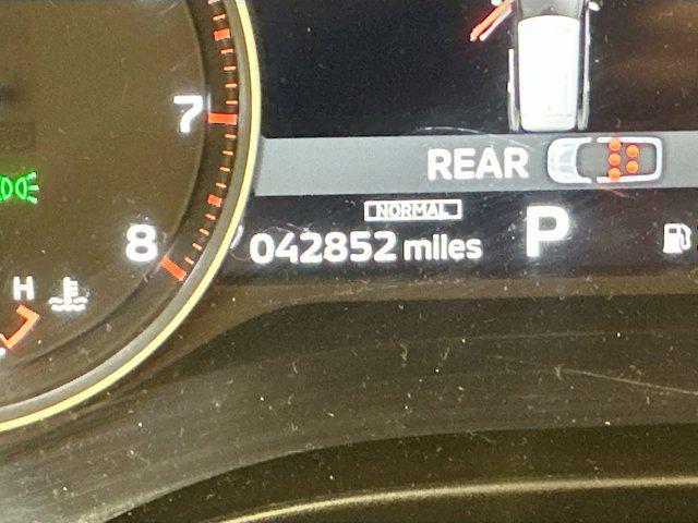 used 2024 Mitsubishi Outlander car, priced at $22,547