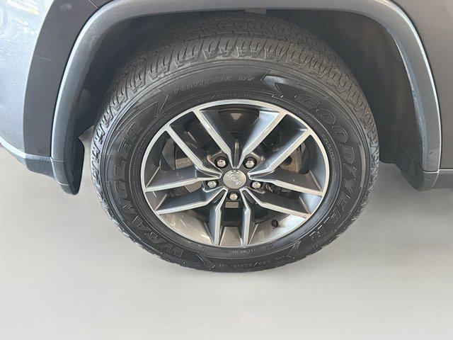 used 2017 Jeep Grand Cherokee car, priced at $14,987