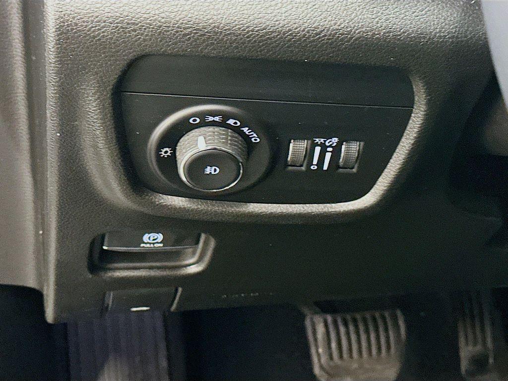used 2023 Jeep Grand Cherokee L car, priced at $32,297
