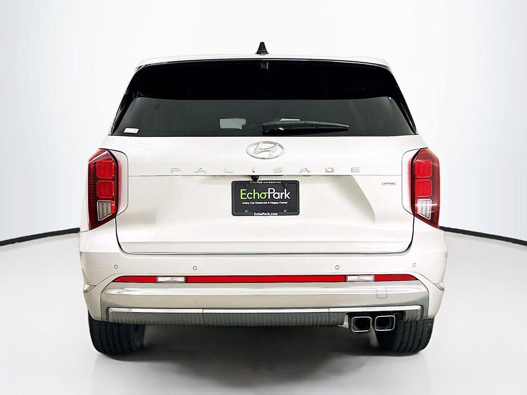 used 2024 Hyundai Palisade car, priced at $36,997
