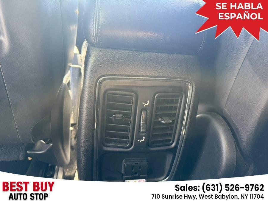 used 2012 Jeep Grand Cherokee car, priced at $10,174