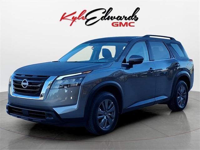 used 2025 Nissan Pathfinder car, priced at $32,943