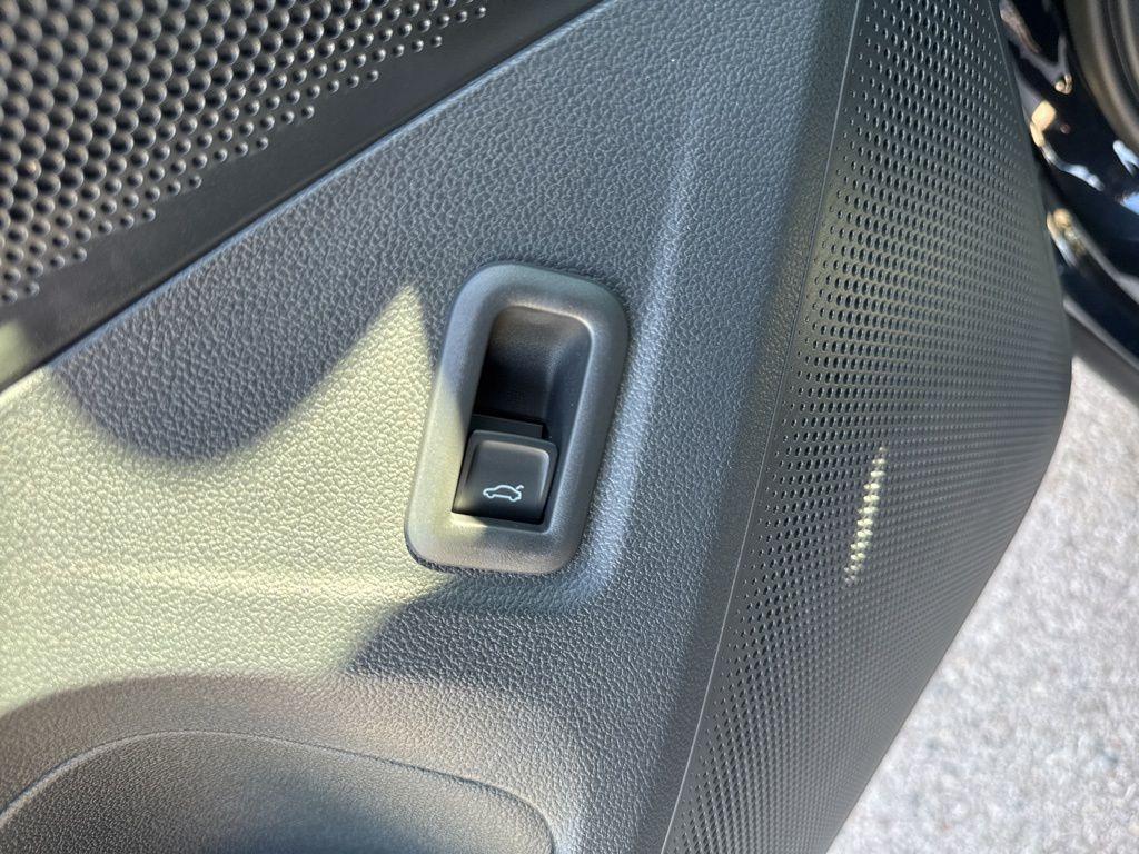 new 2026 Volkswagen Tiguan car, priced at $36,086