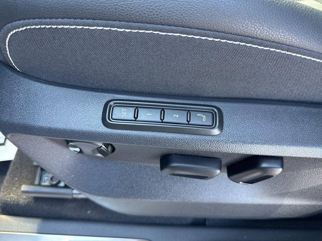 new 2026 Volkswagen Atlas car, priced at $57,647