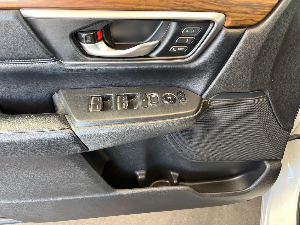 used 2018 Honda CR-V car, priced at $21,156
