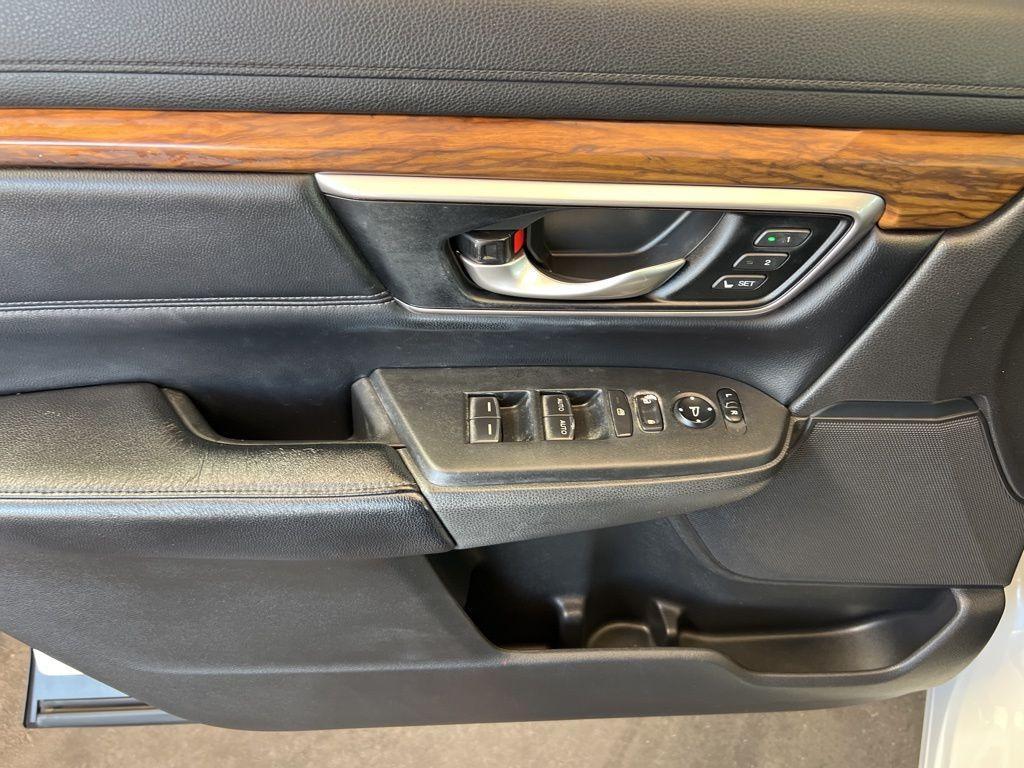 used 2018 Honda CR-V car, priced at $21,156