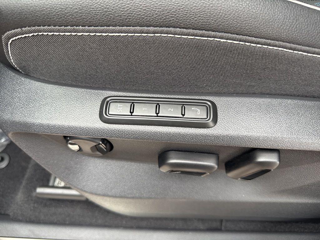 new 2026 Volkswagen Atlas Cross Sport car, priced at $57,134