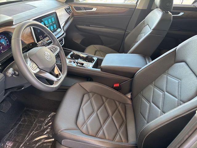 new 2026 Volkswagen Atlas car, priced at $48,776
