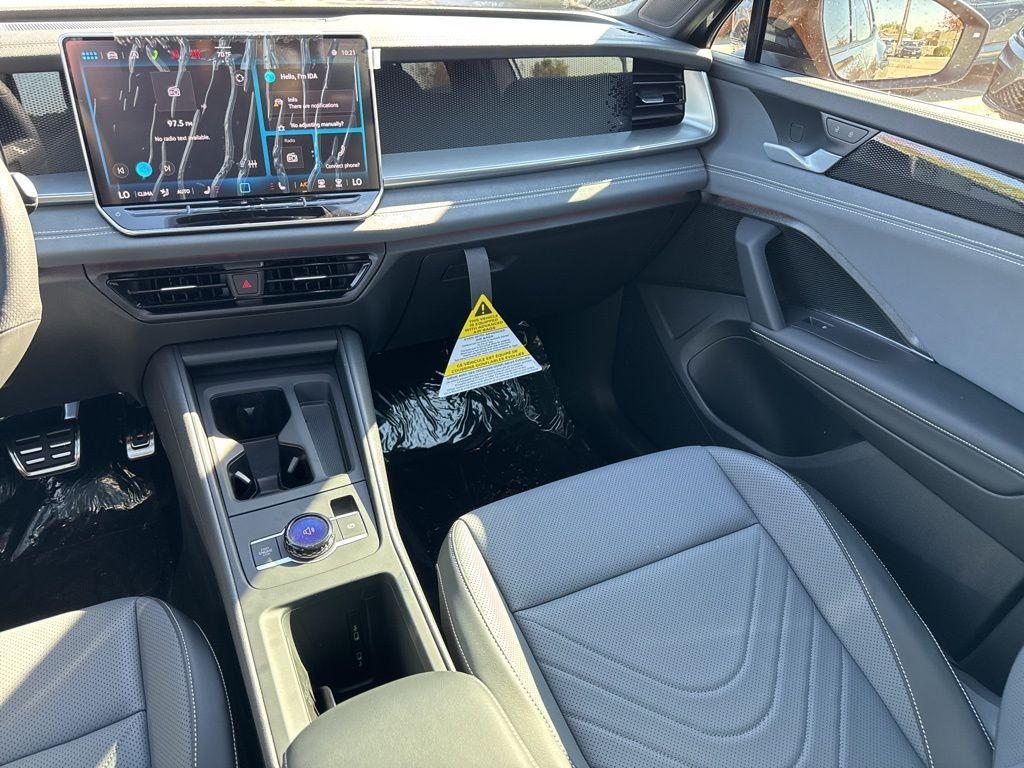 new 2026 Volkswagen Tiguan car, priced at $39,726