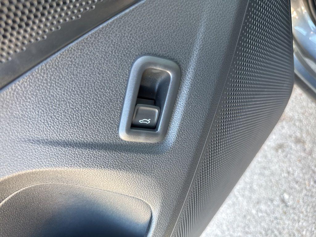 new 2026 Volkswagen Tiguan car, priced at $39,726