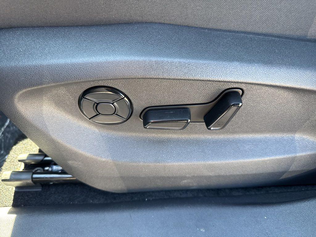 new 2026 Volkswagen Tiguan car, priced at $39,726