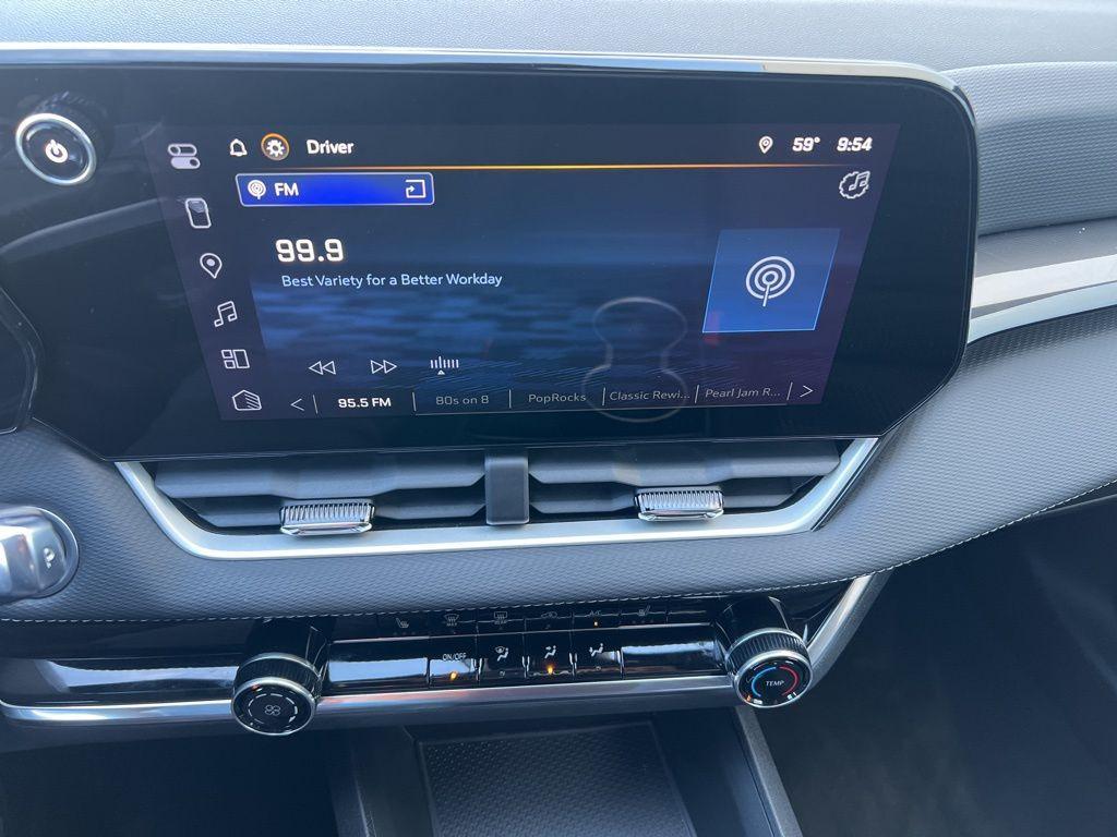 used 2025 Chevrolet Equinox car, priced at $28,260