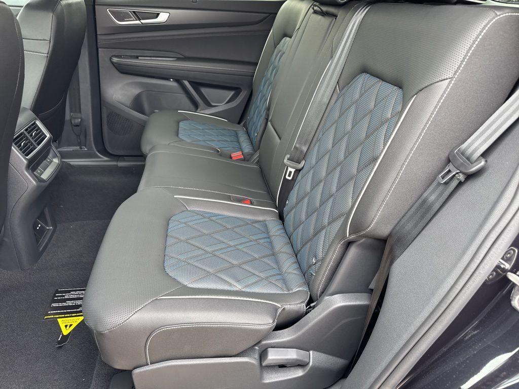 new 2026 Volkswagen Atlas Cross Sport car, priced at $55,690