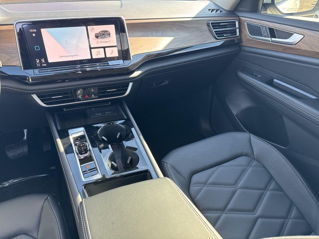 new 2026 Volkswagen Atlas car, priced at $48,486