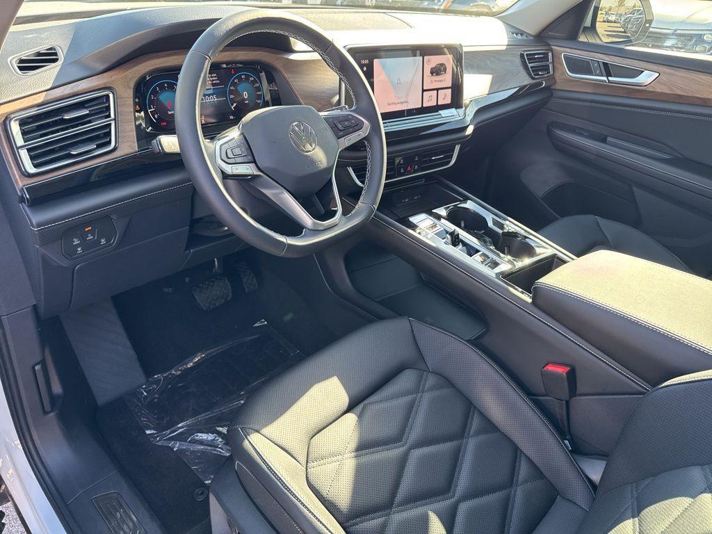new 2026 Volkswagen Atlas car, priced at $48,486